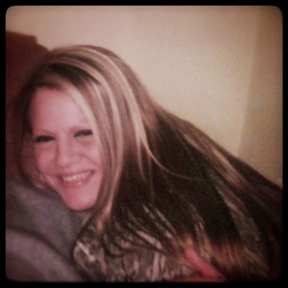 Meet your Posher, Melea - Picture 1 of 1